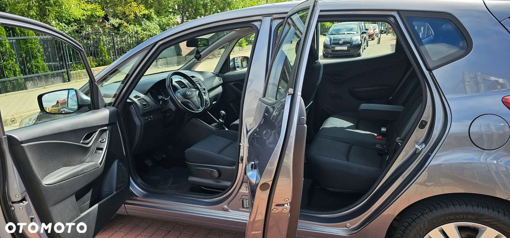 Hyundai ix20 1.4 blue Passion - 21