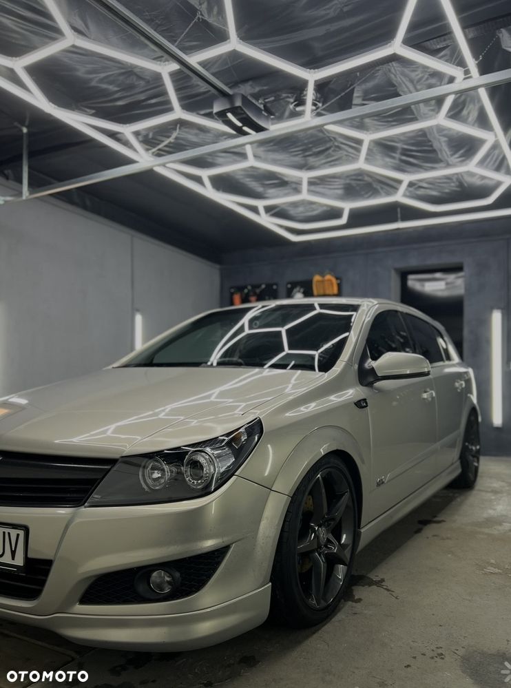 Opel Astra 1.6 Enjoy - 1