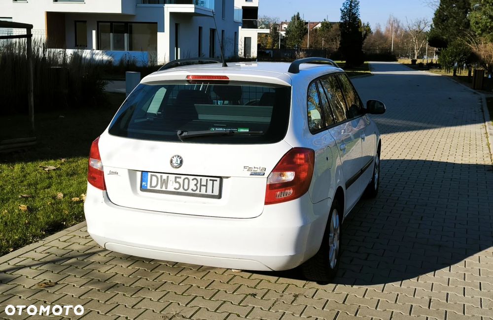 Skoda Fabia 1.4 16V Ambition - 10
