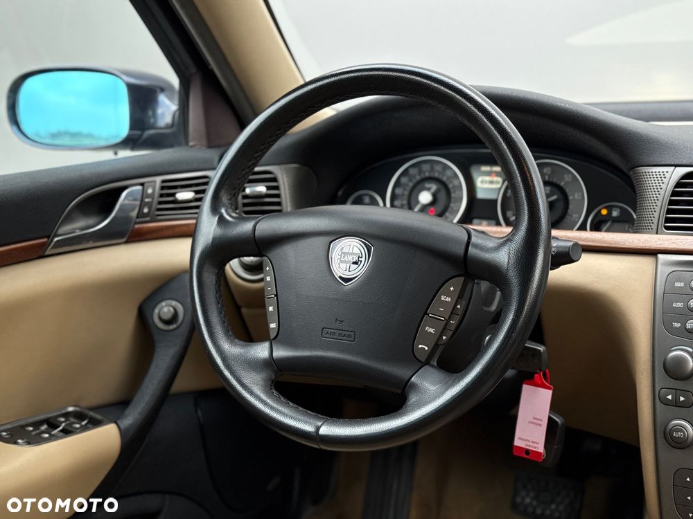 Lancia Thesis 3.2 V6 Comfotronic Emblema - 12