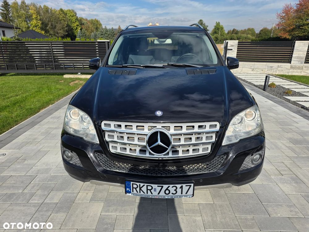 Mercedes-Benz ML 300 CDI 4Matic 7G-TRONIC DPF BlueEFFICIENCY Grand Edition - 8