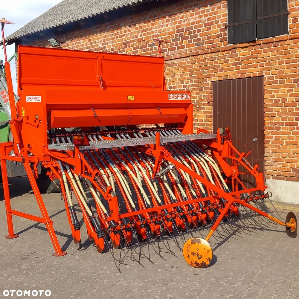 Gaspardo siewnik  nadbudowany 3 metry - 4