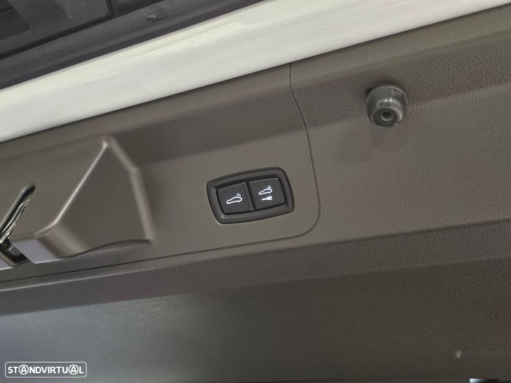 Porsche Panamera 4 E-Hybrid Executive - 30