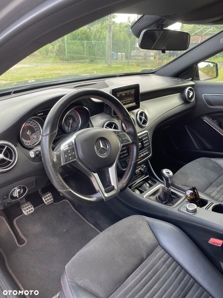 Mercedes-Benz GLA - 17