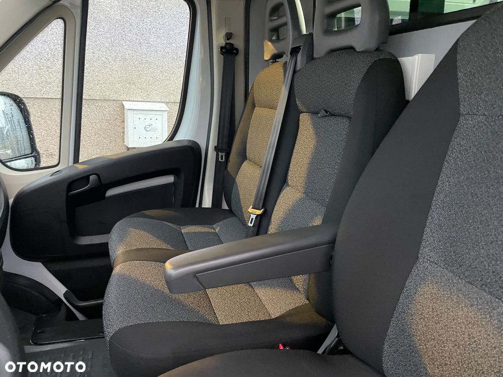 Fiat Ducato Ambulans Karetka Camper Maxxi FULLL XXXXL - 27