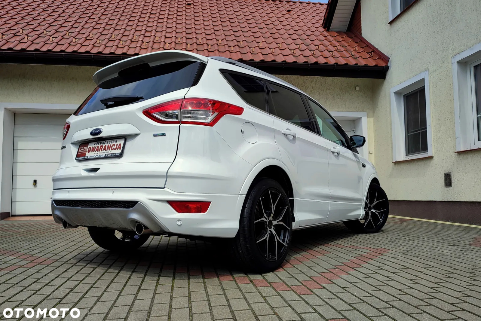 Ford Kuga 1.5 EcoBoost 2x4 ST-Line - 5