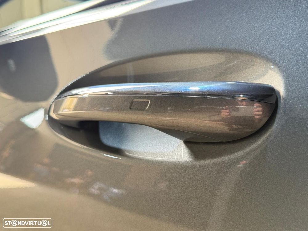 Mercedes-Benz C 300 e AMG Line - 14