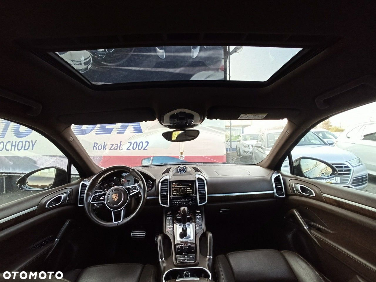 Porsche Cayenne - 15