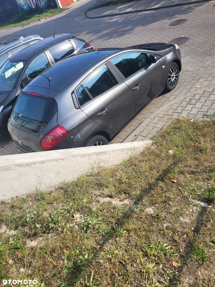 Fiat Bravo 1.6 Multijet 16V Dynamic - 32