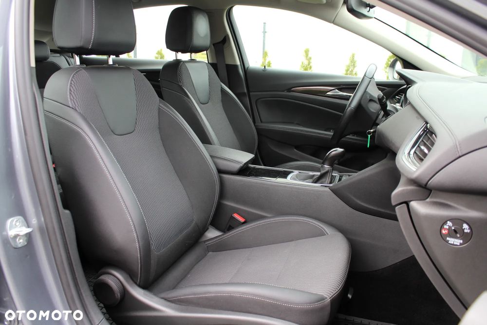 Opel Insignia - 7
