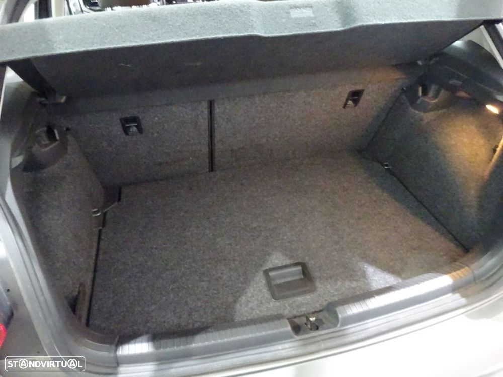 VW Polo 1.6 TDI Confortline - 29