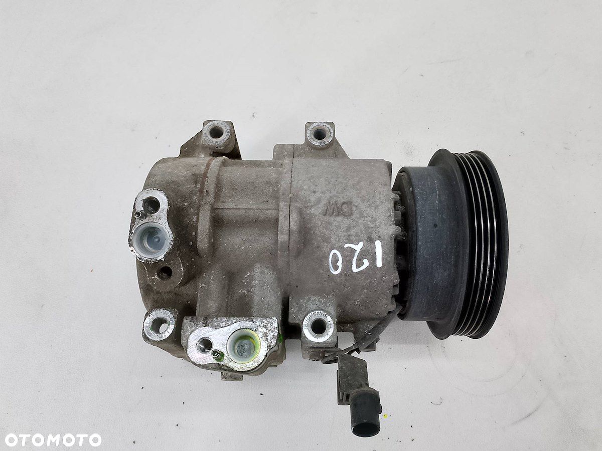 POMPA, SPRĘŻARKA KLIMATYZACJI HYUNDAI I20 I DV08-0072 1.4 CRDI - 1