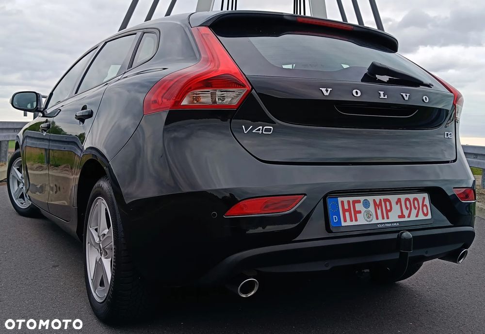 Volvo V40 D2 Geartronic RDesign - 14