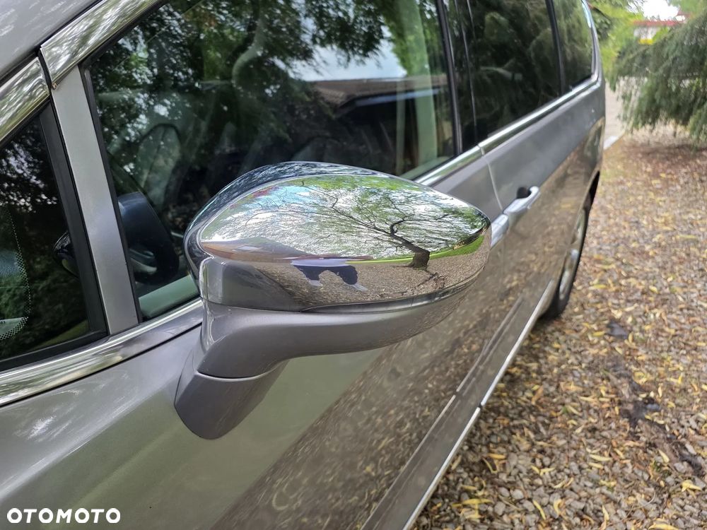Chrysler Pacifica - 17
