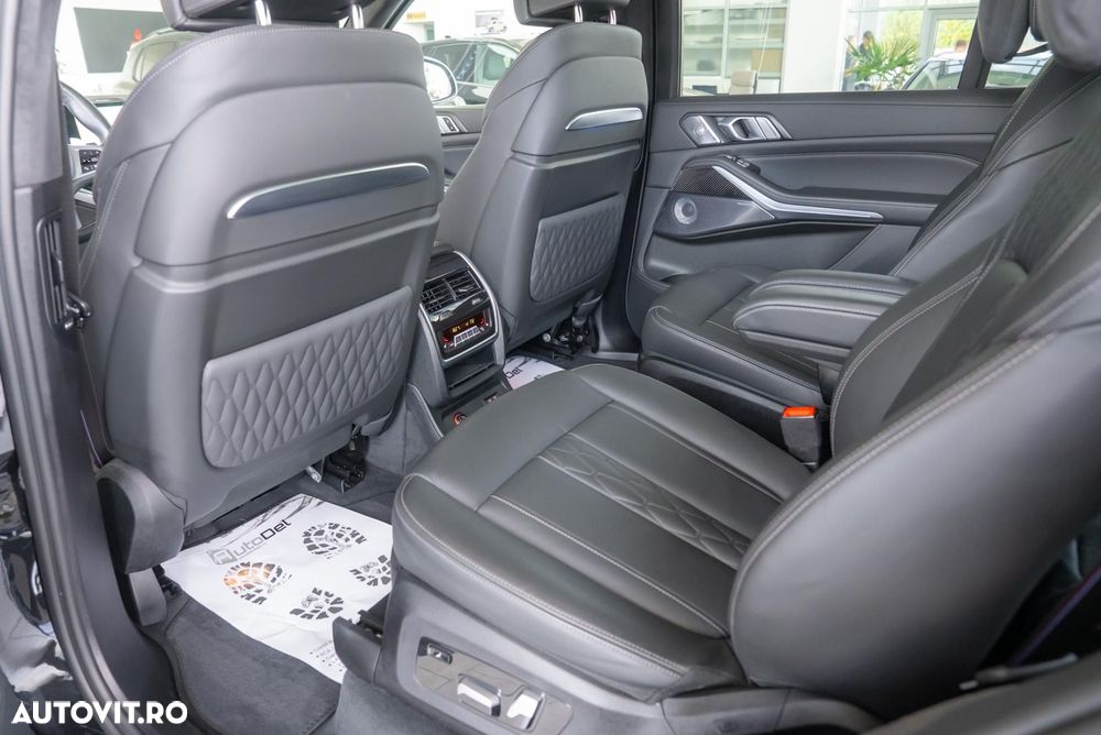 BMW X7 xDrive40d - 29