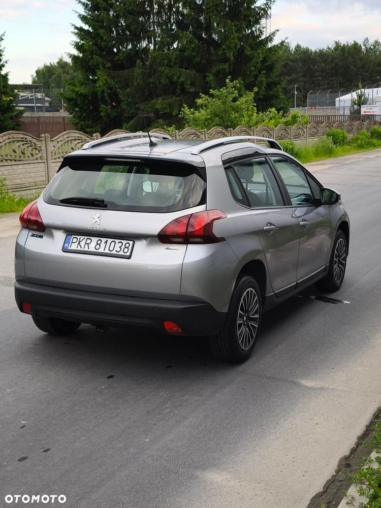Peugeot 2008 - 12