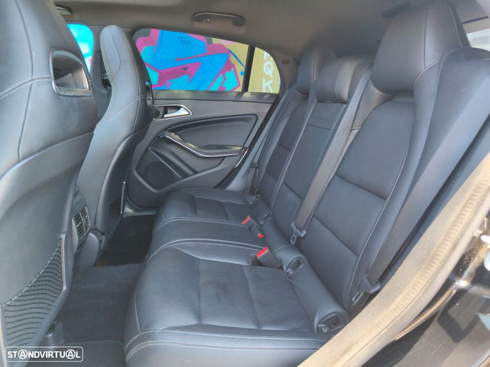 Mercedes-Benz CLA 220 (CDI) d 7G-DCT AMG Line - 8