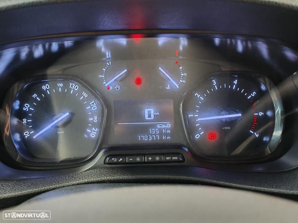 Peugeot Expert 1.5 BlueHDi L2H1 - 16