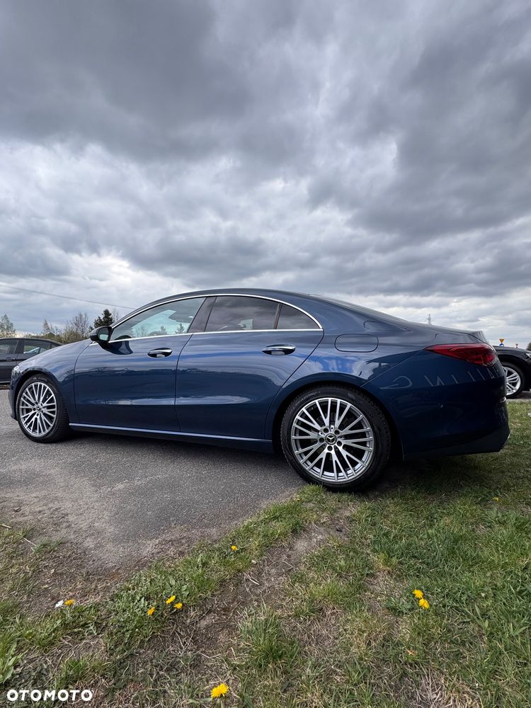 Mercedes-Benz CLA 220 4-Matic 7G-DCT - 2