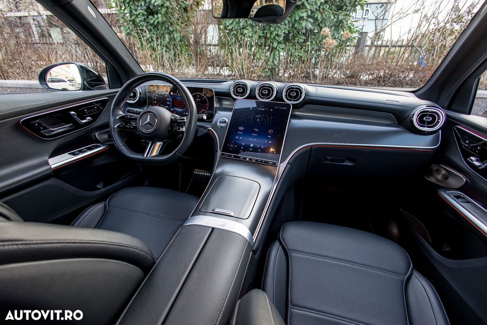 Mercedes-Benz GLC 300 d 4MATIC MHEV - 14