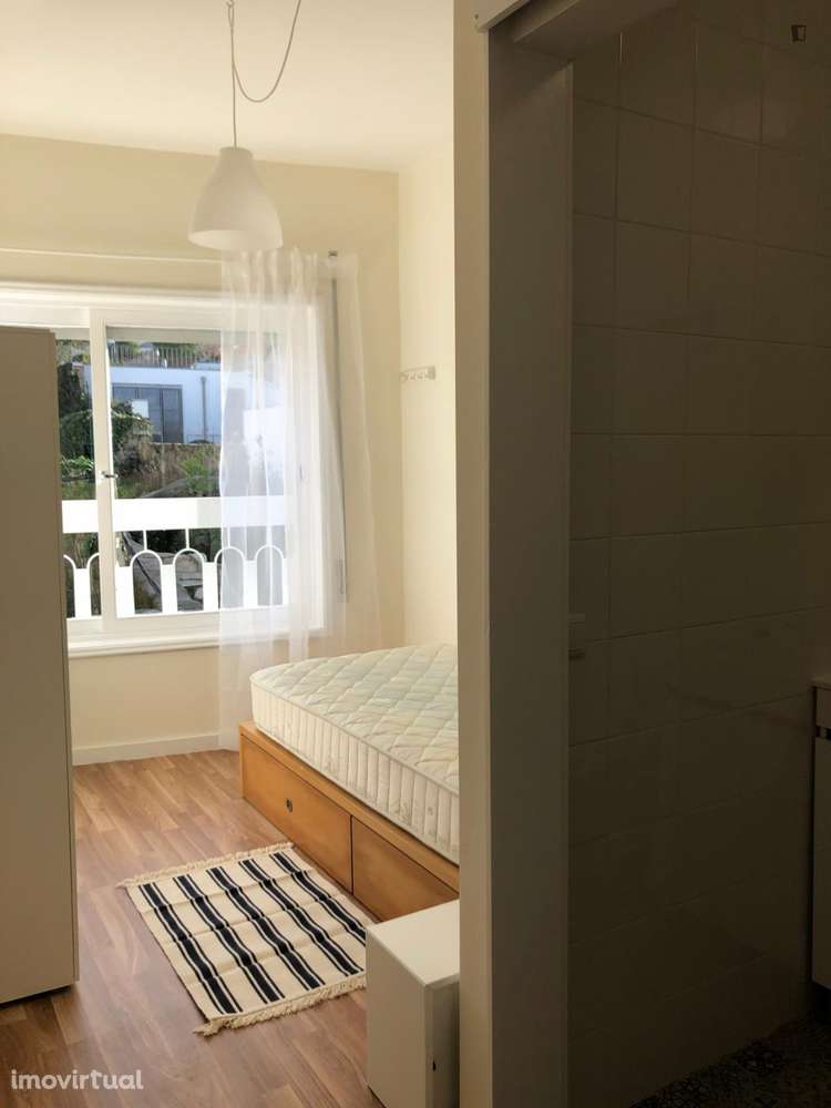 Quarto - localizado em Paranhos Porto - Grande imagem: 2/27