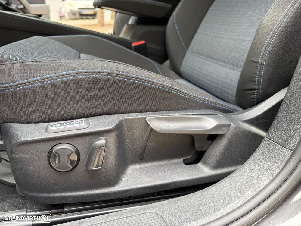 VW Passat Variant - 6