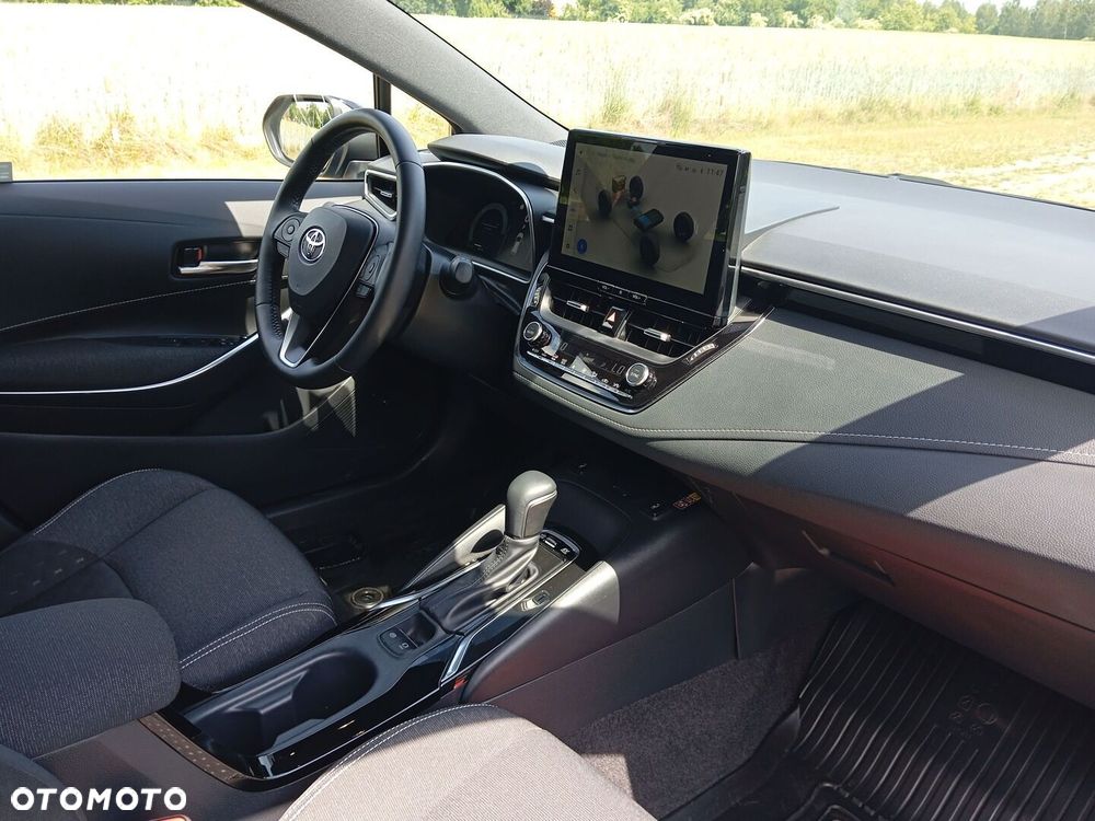 Toyota Corolla 1.8 Hybrid Comfort - 13