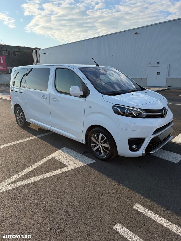 Toyota Proace 2,0-l-D-4D L1 (8-Si.) Autm. Verso Team Deutschland - 1