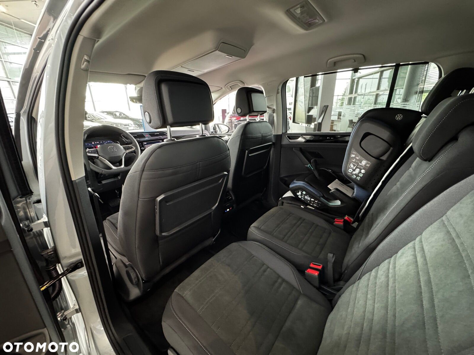 Volkswagen Touran 1.5 TSI EVO Highline DSG - 7