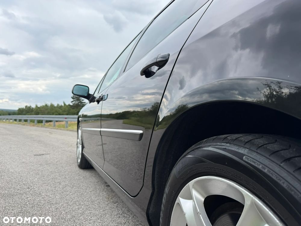 Peugeot 407 V6 210 Premium - 21