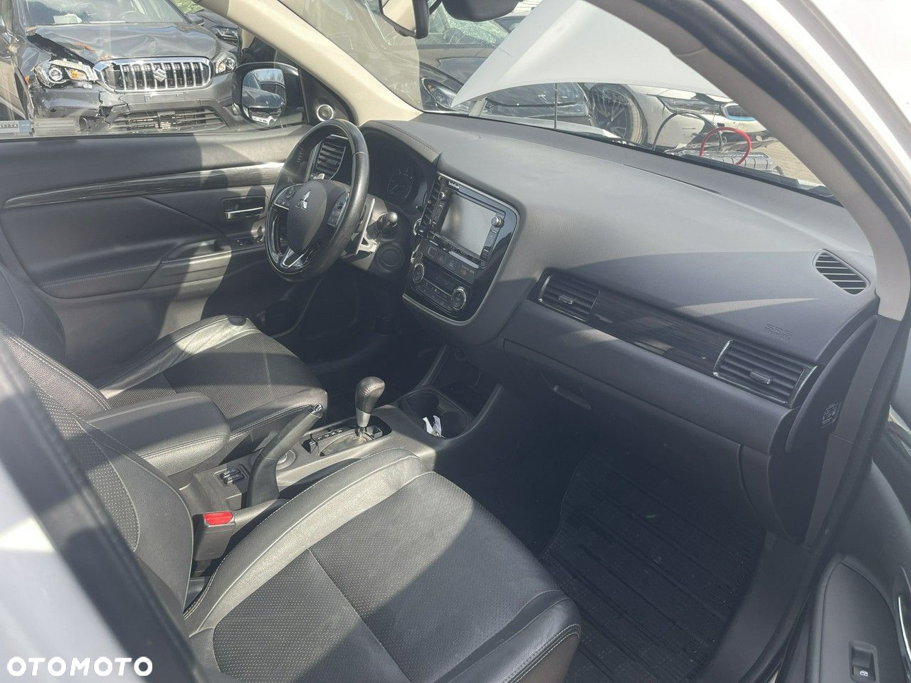 Mitsubishi Outlander 2.2 DI-D 4WD Automatik Intense - 9