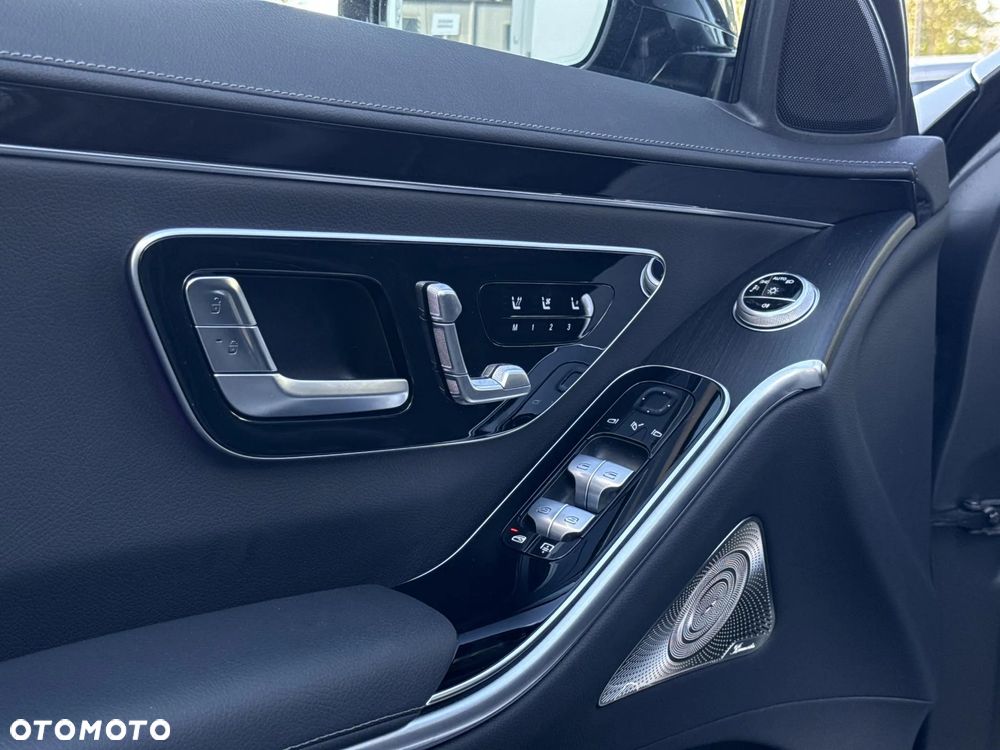Mercedes-Benz Klasa S 580 4Matic 9G-TRONIC - 16