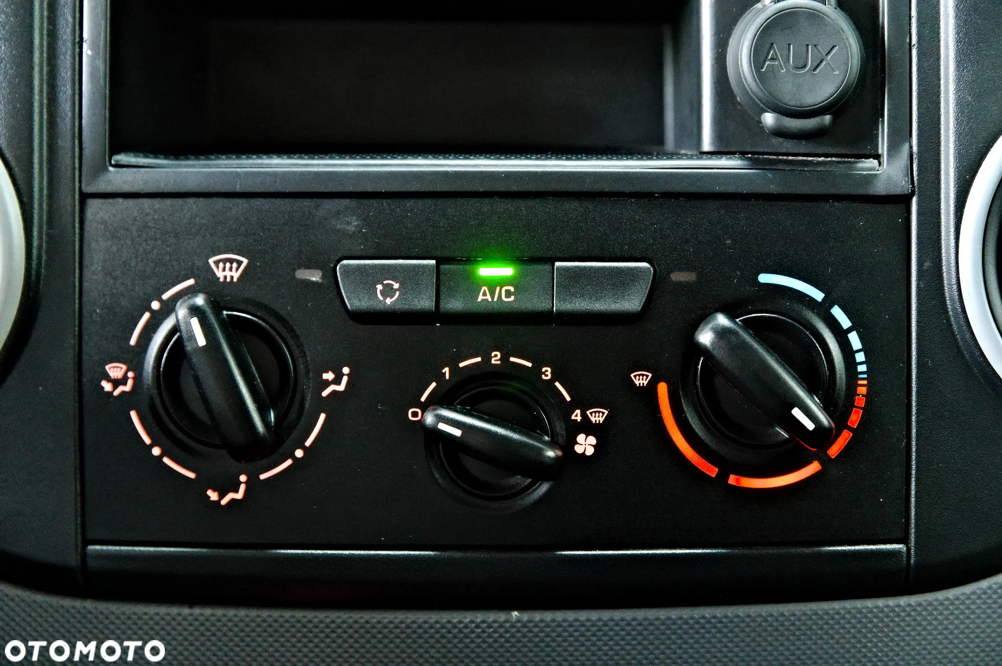Peugeot Partner - 29