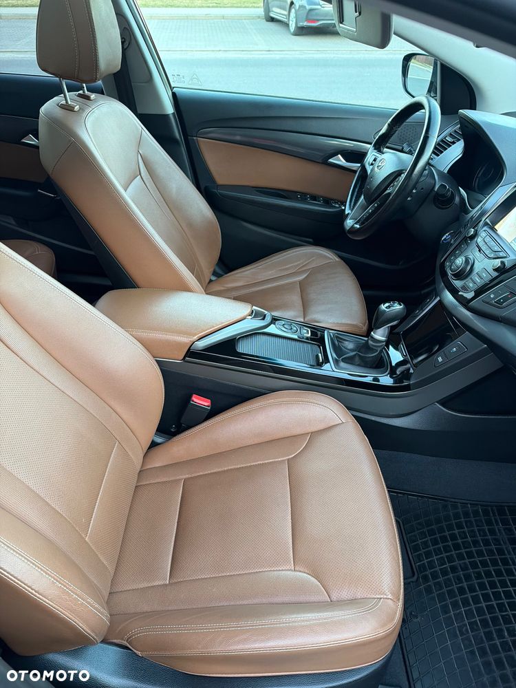 Hyundai i40 Kombi 1.7 CRDi Premium - 15