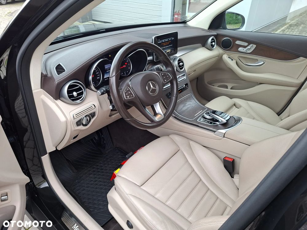 Mercedes-Benz GLC 250 4-Matic - 9