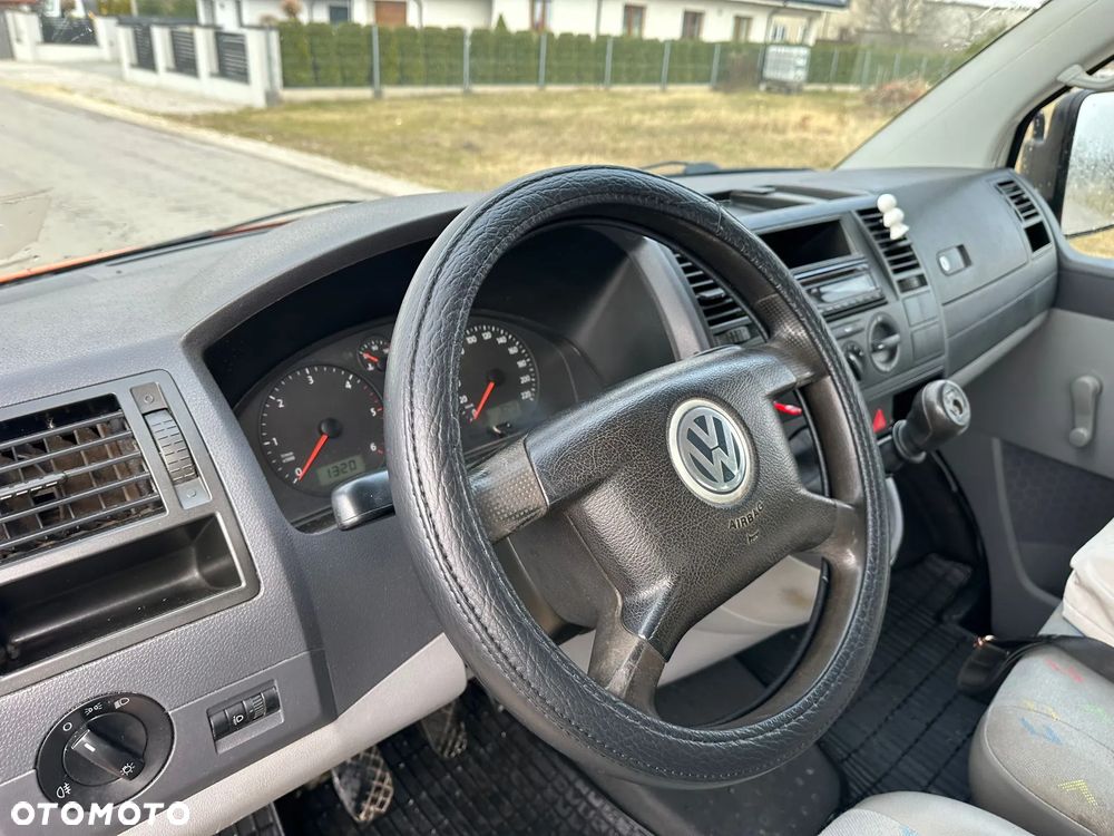 Volkswagen Transporter - 19
