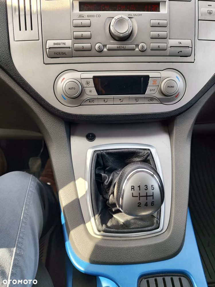 Ford Kuga 2.0 TDCi Titanium - 15