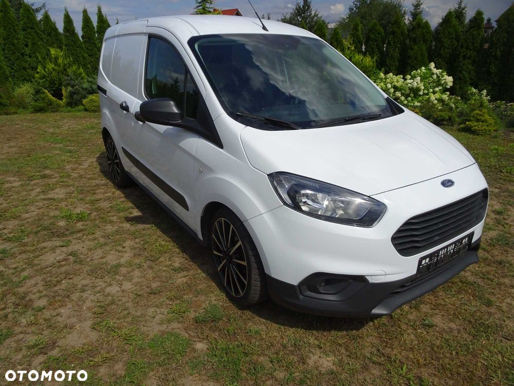 Ford Transit Courier dach długie słupki od 2014 do 2023 roku