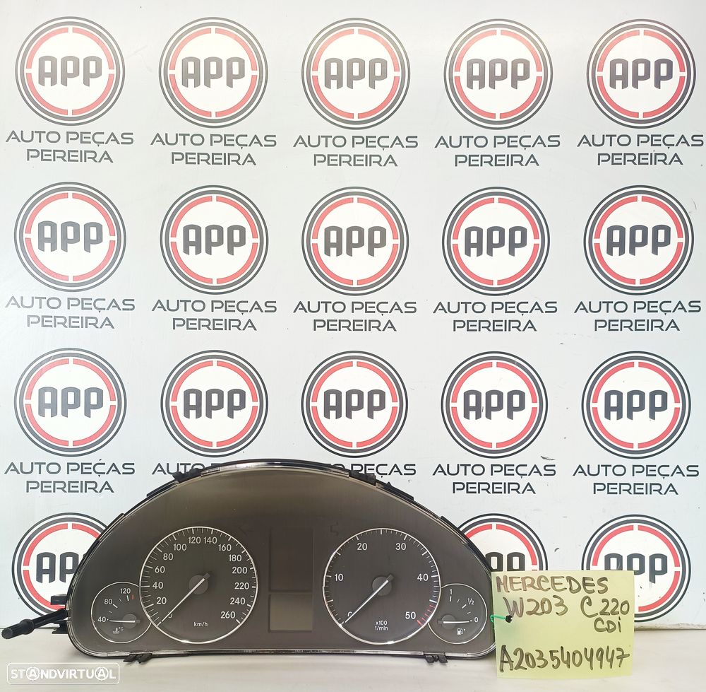 Quadrantes Mercedes W203, W209, referências: A2035401148, A2035404947 - UNIDADE - 2