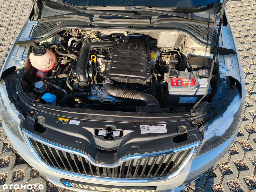 Skoda RAPID 1.0 TSI Style - 22