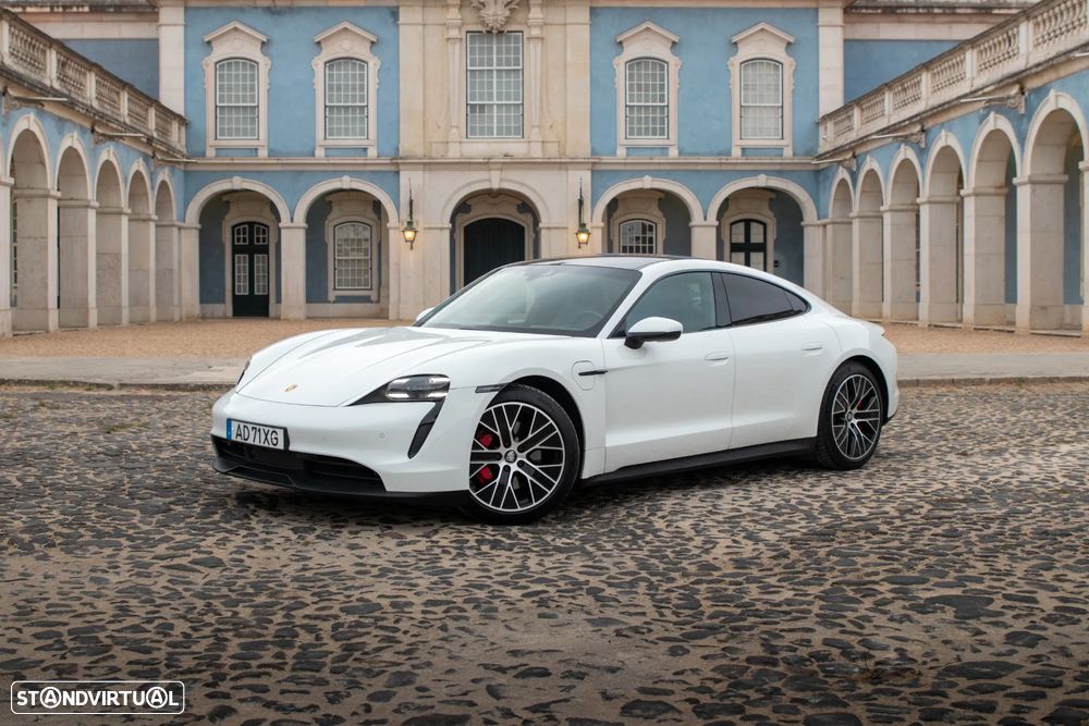 Porsche Taycan - 4