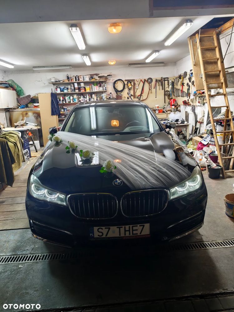 BMW Seria 7 750Li xDrive - 1