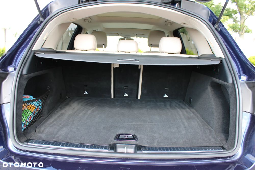 Mercedes-Benz GLC 300 4Matic 9G-TRONIC - 36