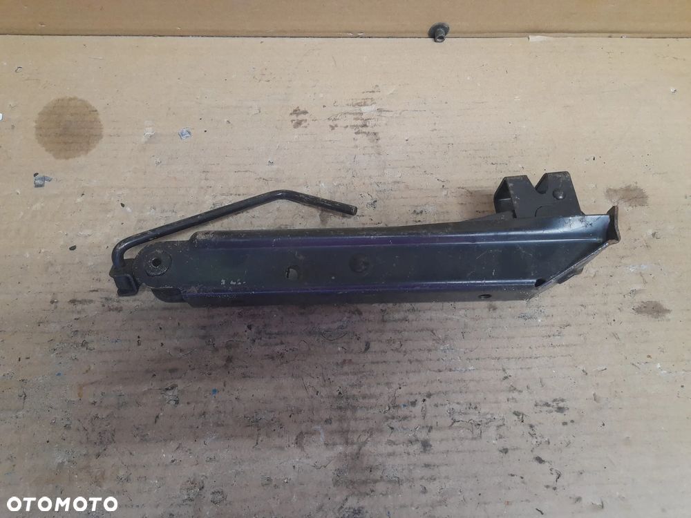 LEWAREK PODNOŚNIK SAMOCHODOWY - 4