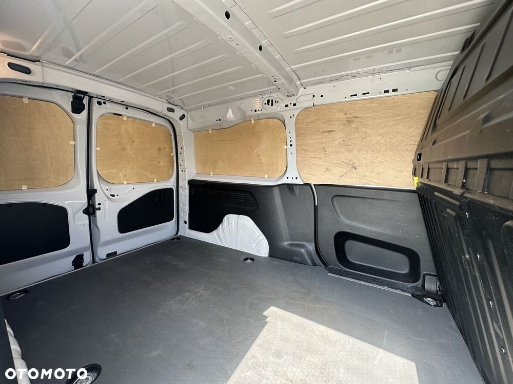 Toyota PROACE CITY - 13