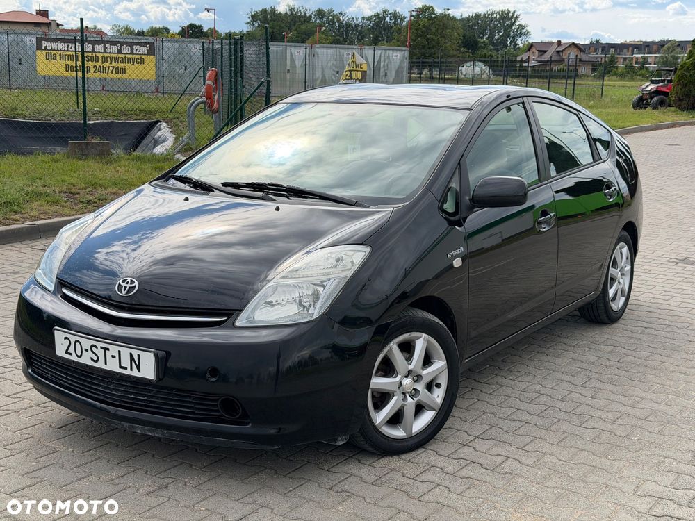 Toyota Prius 1.5 VVT-i Prestige - 1
