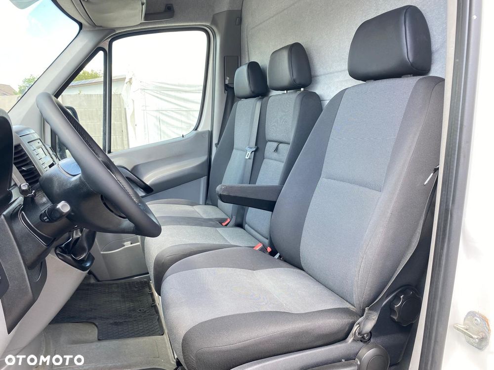 Volkswagen CRAFTER - 10
