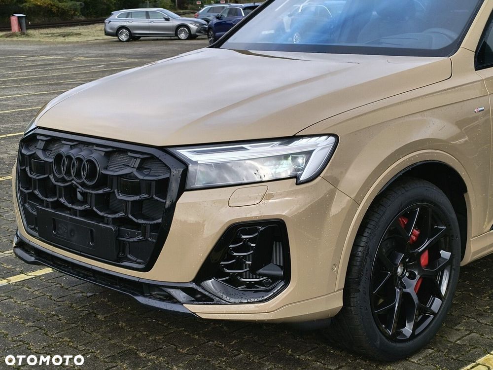 Audi Q7 60 TFSI e PHEV Quattro S Line Tiptr - 13