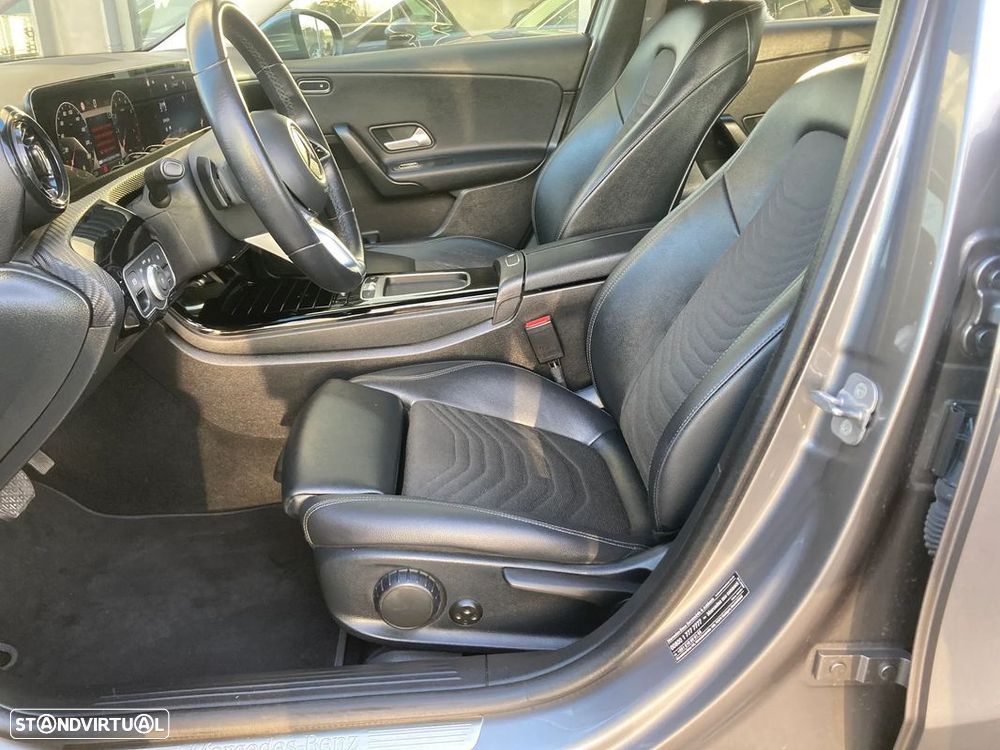 Mercedes-Benz A 200 Style Plus Aut. - 28