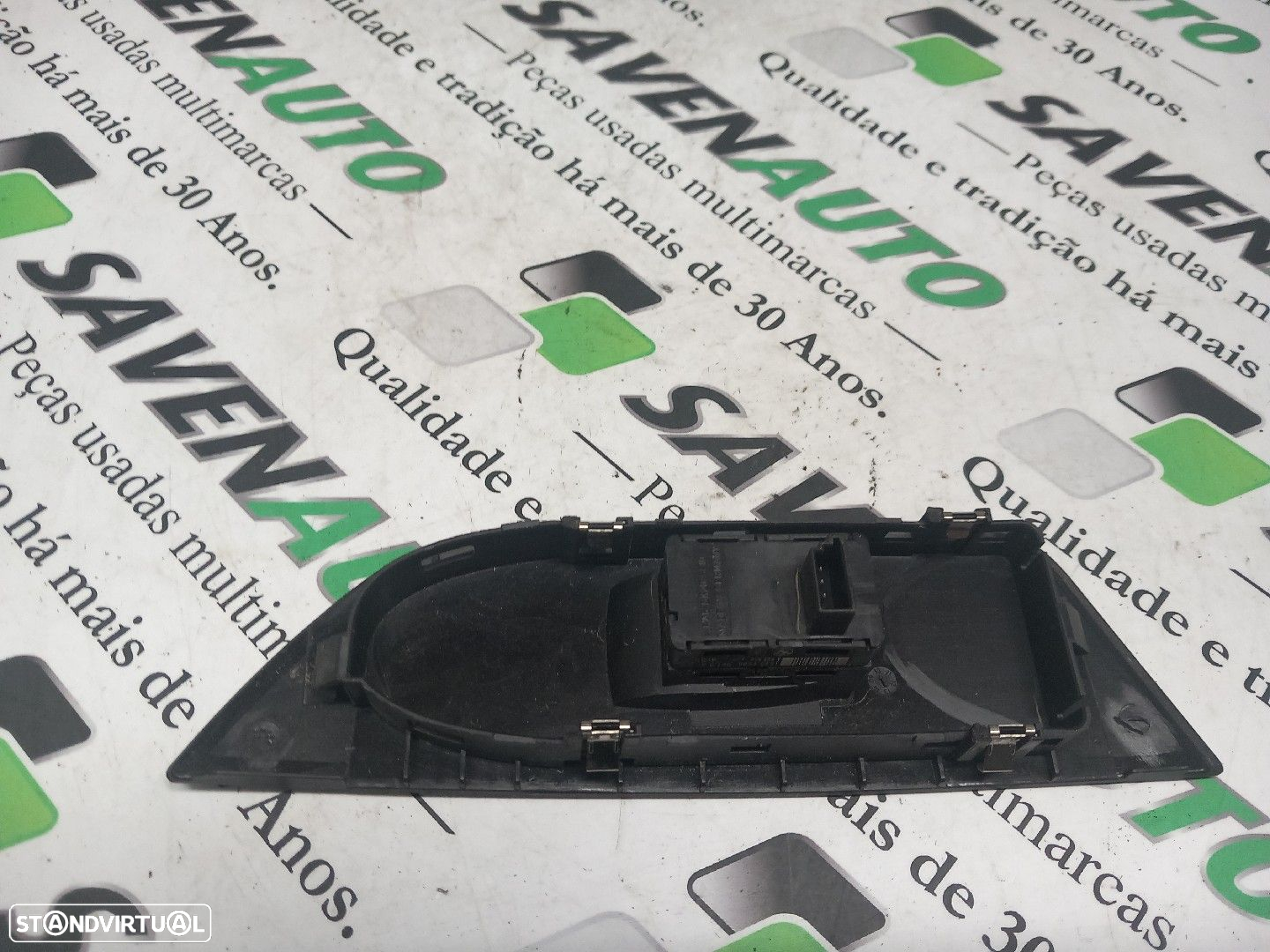 Botão / Botões / Comutador Vidro Dto Bmw 1 (E87) - 2
